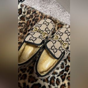GG Fria Horsebit Shearling Loafers (D*PE)